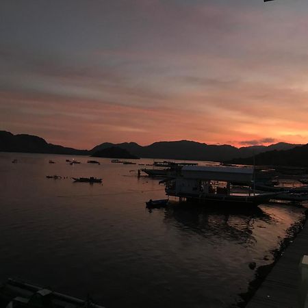 Ora Komodo Home Stay Exterior foto