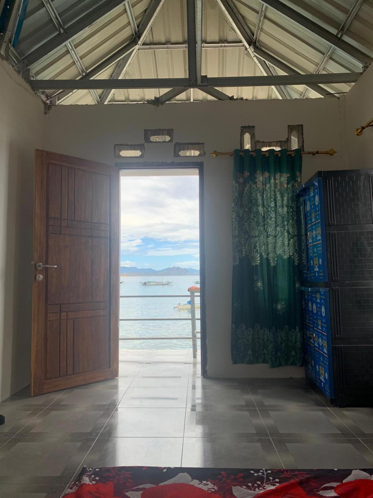 Ora Komodo Home Stay Exterior foto