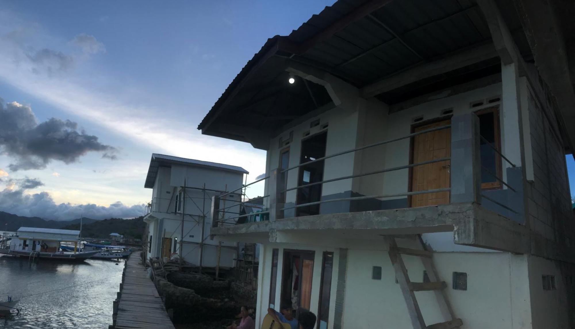 Ora Komodo Home Stay Exterior foto
